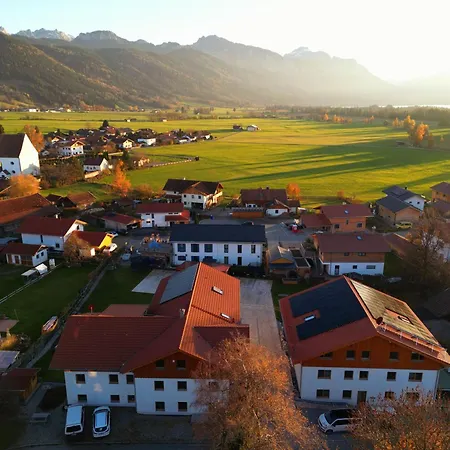 Hipp - Bergblick Und Wellness In Lage *
