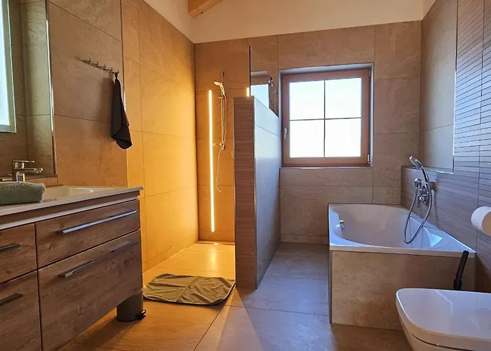 Hipp - Bergblick Und Wellness In Lage ハルプレヒ