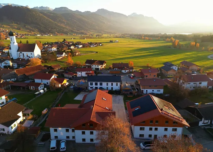 Hipp - Bergblick Und Wellness In Lage *