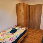Hipp - Bergblick Und Wellness In Lage Διαμέρισμα *