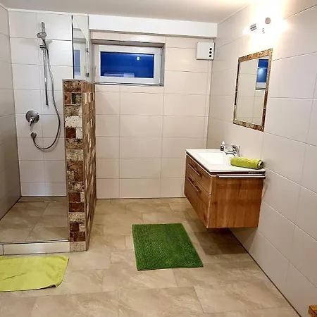 Apartman Hipp - Bergblick Und Wellness In Lage Halblech